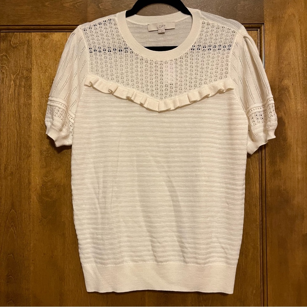 Ann Taylor LOFT Ruffle Puff Sleeve Sweater Tee Cream L